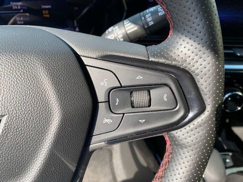 Used 2024 Chevrolet Trax RS w/ Sunroof Package image 26