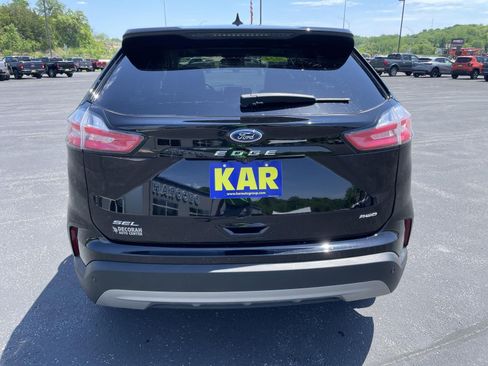Certified 2024 Ford Edge SEL w/ Convenience Package AWD/4WD image 8