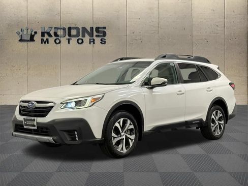 Used 2022 Subaru Outback Limited AWD/4WD image 1