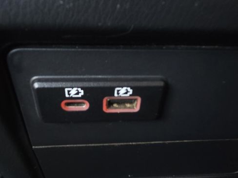 Used 2020 Nissan Pathfinder S image 23