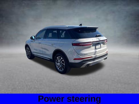 Used 2020 Lincoln Corsair AWD w/ Equipment Group 101A image 8