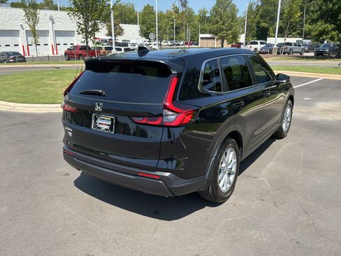 Used 2026 Honda CR-V EX image 10