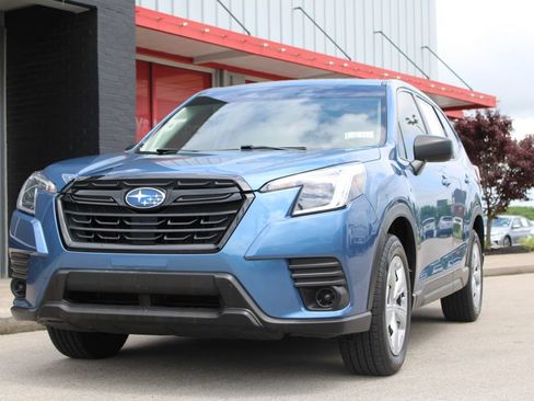Used 2023 Subaru Forester AWD/4WD image 13