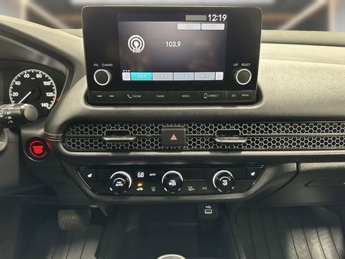 Used 2024 Honda HR-V Sport image 10