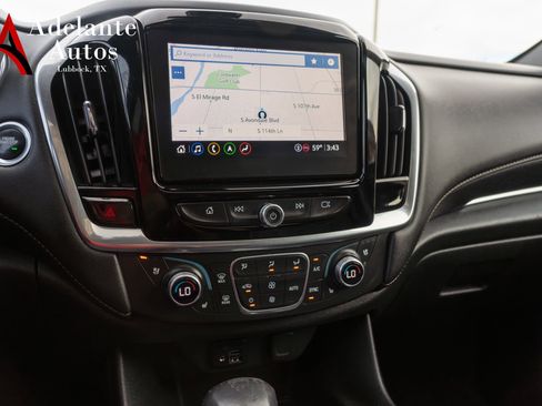 Used 2022 Chevrolet Traverse Premier image 19