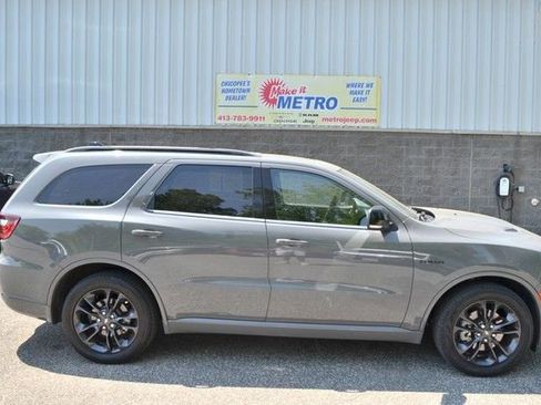 Used 2023 Dodge Durango R/T AWD/4WD image 9
