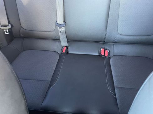 Used 2025 Buick Encore GX Preferred image 36