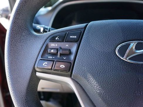 Used 2019 Hyundai Tucson SE image 15