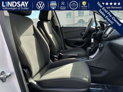 Used 2017 Chevrolet Trax LS image 12