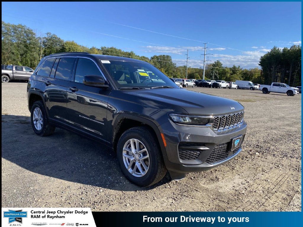 New 2026 Jeep Grand Cherokee Laredo X AWD/4WD image 1