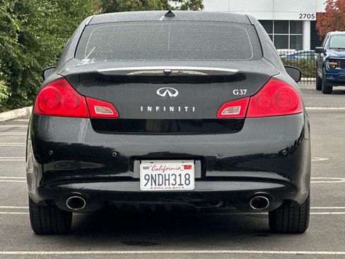Used 2013 INFINITI G37 Journey w/ Premium Pkg image 5