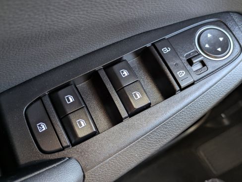 Certified 2023 Kia Seltos S image 28