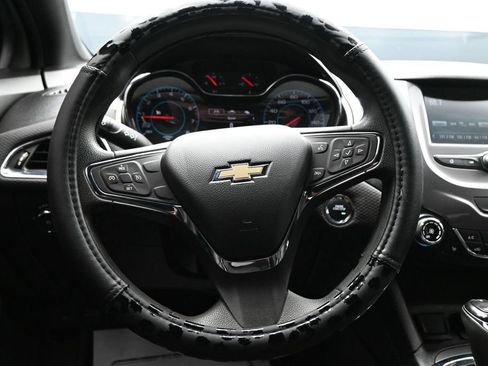 Used 2016 Chevrolet Cruze LT w/ Convenience Package FWD image 14