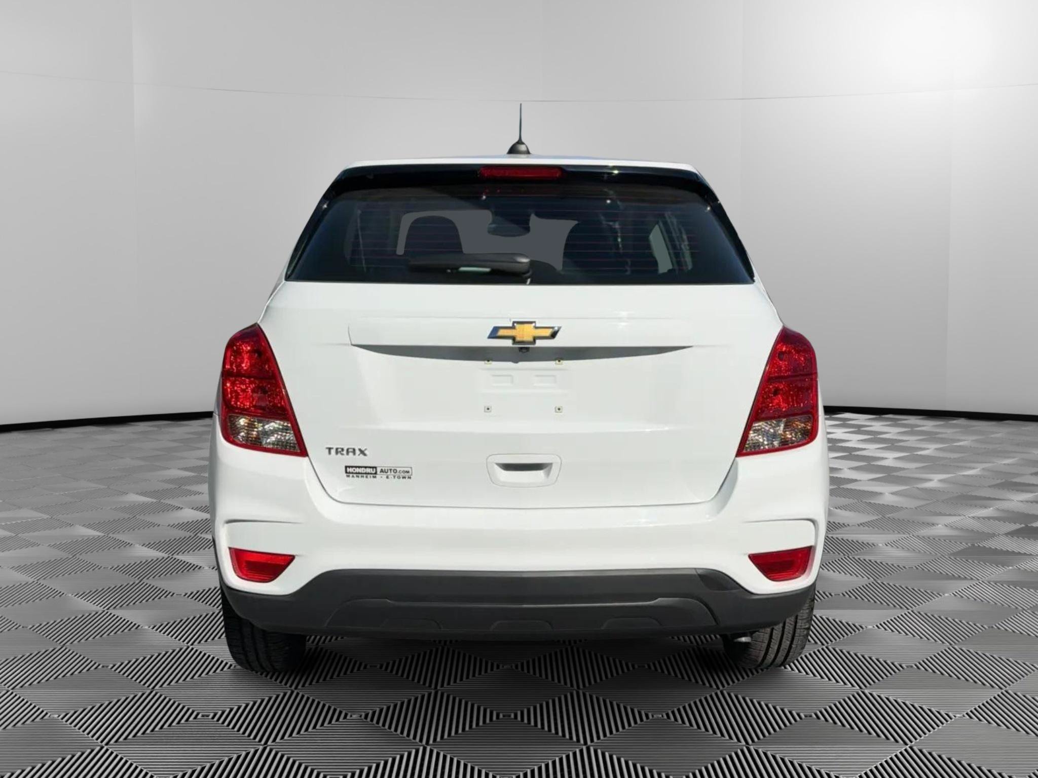 Used 2017 Chevrolet Trax LS FWD image 8