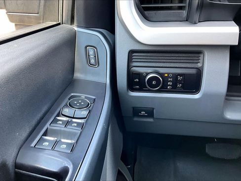 Used 2023 Ford F250 XL w/ STX Appearance Package AWD/4WD image 32