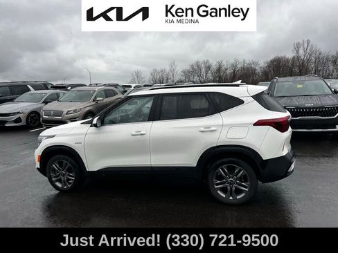 Certified 2023 Kia Seltos S w/ Navigation Package image 8