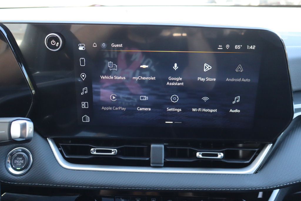New 2027 Chevrolet Equinox LT FWD image 12