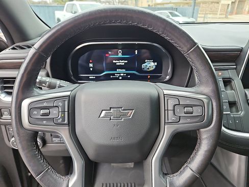 Used 2022 Chevrolet Tahoe Z71 w/ Z71 Off-Road Package image 10