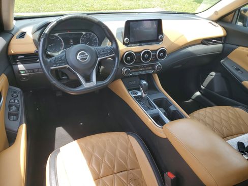 Certified 2022 Nissan Sentra SV w/ SV Premium Package FWD image 16