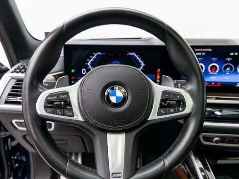 Used 2023 BMW X7 xDrive40i w/ Executive Package image 21