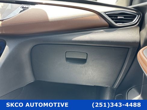 Used 2020 Buick Encore GX Essence image 24