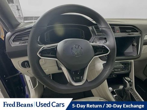 Used 2022 Volkswagen Tiguan SEL R-Line AWD/4WD image 13