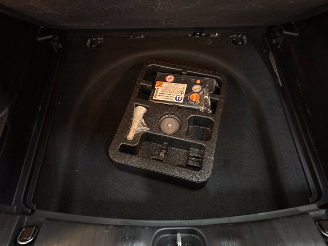 Used 2021 Jeep Compass Latitude w/ Convenience Group FWD image 11