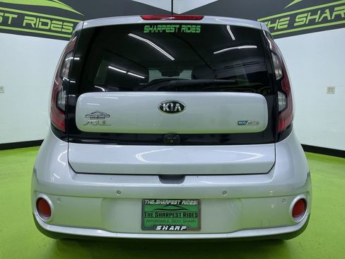 Used 2016 Kia Soul EV + w/ Sun & Fun Package image 8