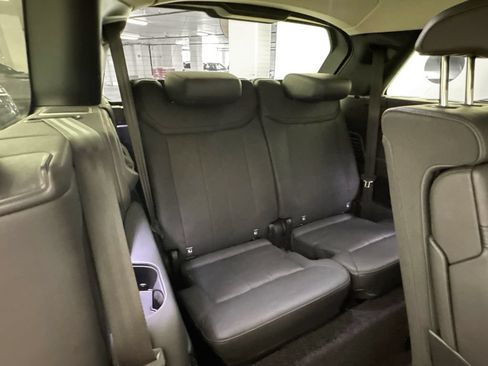 Used 2023 Land Rover Range Rover Long Wheelbase SE AWD/4WD image 28