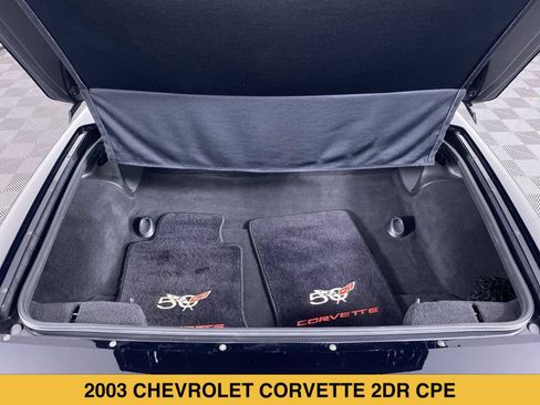Used 2003 Chevrolet Corvette Coupe w/ Preferred Equipment Group RWD image 11