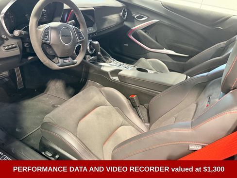 Used 2024 Chevrolet Camaro ZL1 RWD image 4