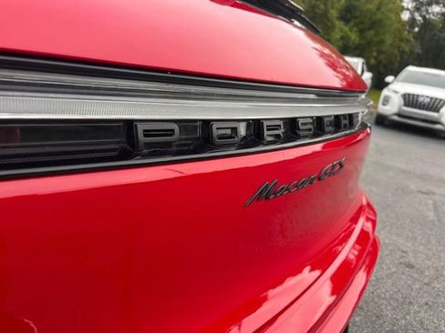 Used 2023 Porsche Macan GTS AWD/4WD image 38