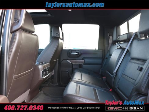 Used 2023 GMC Sierra 3500 Denali w/ Denali Black Diamond Edition image 7