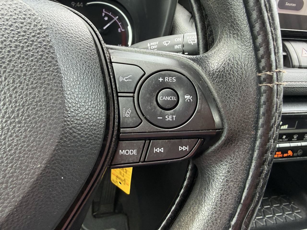 Used 2024 Toyota RAV4 LE FWD image 22