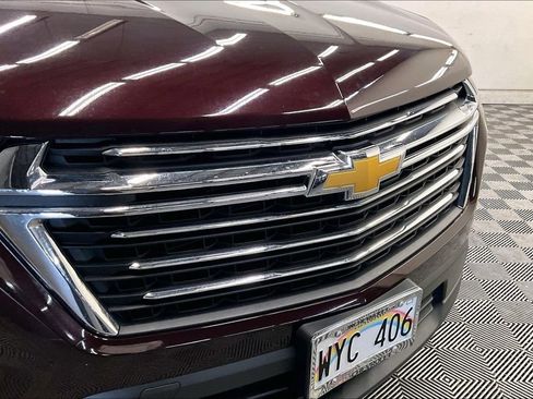 Used 2023 Chevrolet Traverse LT FWD image 29