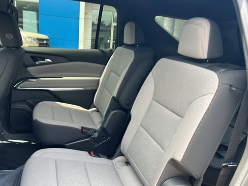 New 2026 Chevrolet Traverse LT w/ LPO, Floor Liner Package AWD/4WD image 14