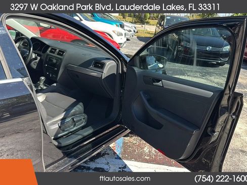 Used 2018 Volkswagen Jetta SE image 38