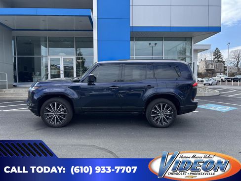 Used 2025 Lexus GX 550 w/ Accessory Package (Z1) image 1