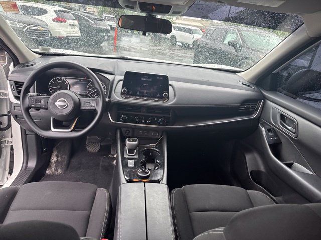 Used 2024 Nissan Rogue S AWD/4WD image 18