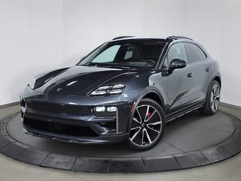 Certified 2025 Porsche Macan Turbo Electric AWD/4WD image 1