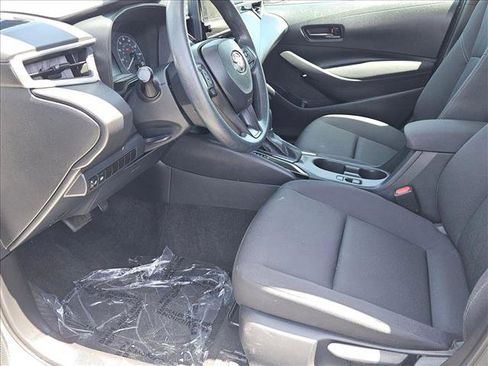 Used 2024 Toyota Corolla LE FWD image 21