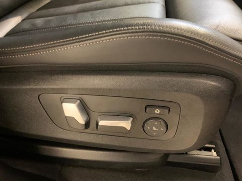 Used 2022 BMW X5 xDrive40i w/ M Sport Package image 76