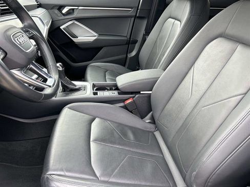 Used 2024 Audi Q3 2.0T Premium image 26