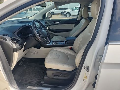 Used 2023 Ford Edge Titanium w/ Class II Trailer Tow Package AWD/4WD image 19