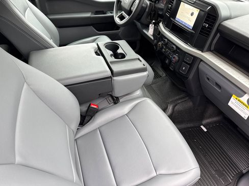 New 2025 Ford F350 XL w/ XL Chrome Package image 15