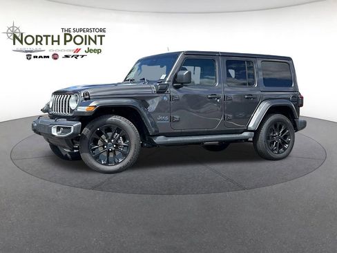 Certified 2025 Jeep Wrangler Unlimited Sahara AWD/4WD image 1