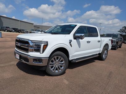 New 2026 Ford F150 Lariat w/ Equipment Group 501A Mid