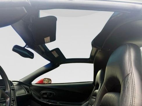 Used 2003 Chevrolet Corvette Coupe w/ Preferred Equipment Group image 24