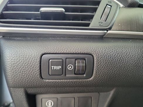 Used 2019 Honda Accord LX image 23