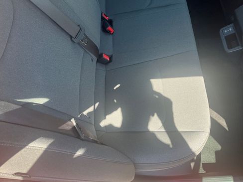 Used 2025 Kia K4 FWD image 38